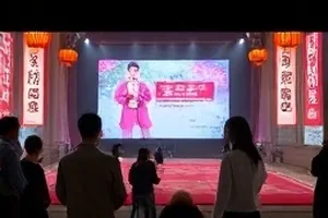 《物料溯源笔记》封面：海报图层顺序反推的流程图